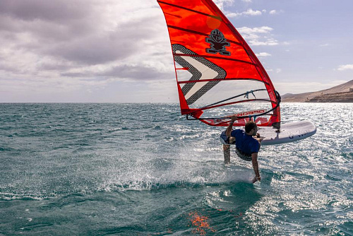 Доска для Виндсерфинга Starboard 2023 Foil Freeride Starlite Carbon