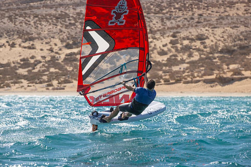 Доска для Виндсерфинга Starboard 2023 Foil Freeride Starlite Carbon