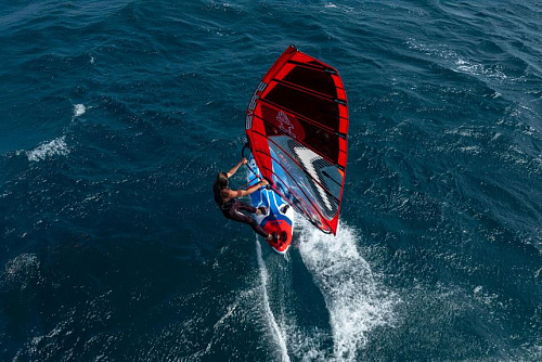 Доска для Виндсерфинга Starboard 2025 CARVE Starlite Carbon