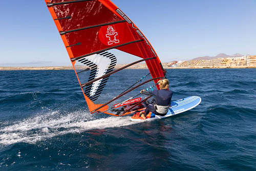 Доска для Виндсерфинга Starboard 2025 CARVE Starlite Carbon